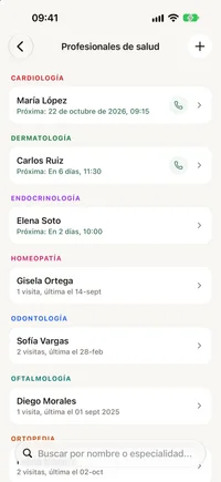 Pantalla de profesionales de salud de FichaMed con los datos en el dispositivo